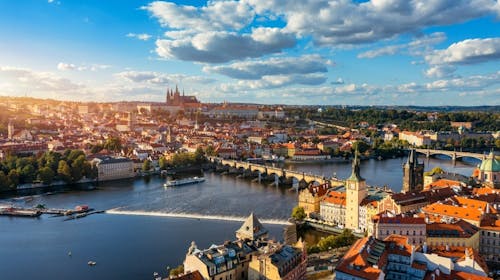 Holiday Inn Prague by IHG - City break, Praga, Češka - 206 EUR - 2x nočitev v dvoposteljni sobi za 2 osebi, Samopostrežni zajtrk