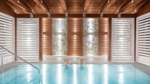 Hotel Európa Fit Superior Hévíz - Spa in wellness oddih med tednom, Hévíz, Madžarska - 297 EUR - 2x nočitev v dvoposteljni Standard sobi za 2 osebi, Polpenzion