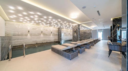 Hotel Millennium by Aycon - Družinska pomlad in jesen v Budvi, Budva, Črna gora - 515 EUR - 5x nočitev v dvoposteljni Superior sobi za 2 osebi (1 otrok do 11,99 let brezplačno), Zajtrk