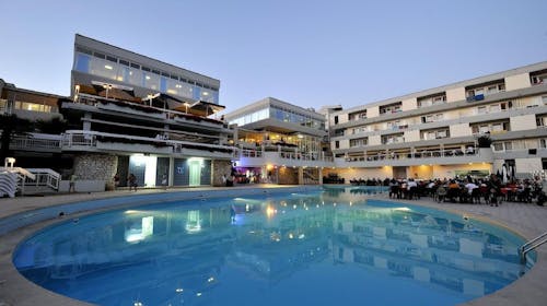 Hotel Delfin Plava Laguna - Poletje v Poreču, Poreč, Istra, Hrvaška - 929 EUR - 7x nočitev v Classic dvoposteljni sobi z balkonom (morska stran) za 2 osebi (1 otrok do 11,99 let brezplačno), Polpenzion