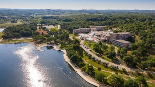 Hotel Molindrio Plava Laguna - Poletje v Poreču, Poreč, Istra, Hrvaška - 1195 EUR - 5x nočitev v Economy sobi s francoskim ležiščem za 2 osebi, Polpenzion