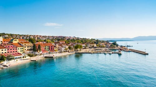 Veya Maradiso Hotel by Aminess - Poletje za pare na Krku, Njivice, otok Krk, Hrvaška - 945 EUR - 5x nočitev v Standard dvoposteljni sobi za 2 osebi, Polpenzion