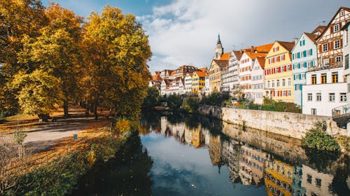 A&O Stuttgart City - City break v Stuttgartu, Stuttgart, Nemčija - 158 EUR - 2x nočitev v dvoposteljni Standard sobi za 2 osebi, Samopostrežni zajtrk