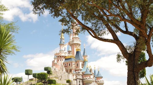 Krompirjeve počitnice v Disneylandu, Coupvray, Francija - 1299 EUR - 3x nočitev v apartmaju ali hotelu, 4x povratna letalska karta Zagreb - Paris Beauvais - Zagreb