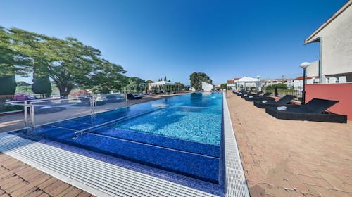 Ilirija Resort - Hotel Villa Donat - Romantično ali družinsko poletje s polnim penzionom - Akcijska cena, Sv. Filip Jakov, Dalmacija, Hrvaška - 1589 EUR - 7x nočitev v dvoposteljni Superior sobi za 2 osebi (1 otrok do 7. leta in 1 otrok do 12. leta brezplačno), Polni penzion