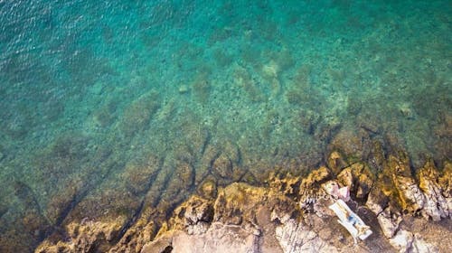Aminess Younique Liburna Hotel - Družinsko poletje na Korčuli, Korčula, Dalmacija, Hrvaška - 983 EUR - 4x nočitev v dvoposteljni Superior sobi z balkonom za 2 osebi (1 otrok do 9,99 let brezplačno), Polpenzion