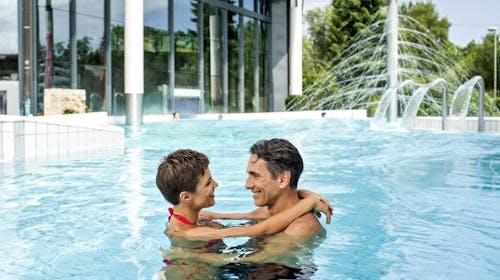 Hotel Radin - Poletni oddih v Radencih v dvoje med tednom , Radenci, Slovenija - 272 EUR - 2x nočitev v Economy dvoposteljni sobi za 2 osebi, Polpenzion (samopostrežni zajtrk in večerja)