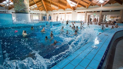 Hotel Zagi & Aqua Vivae - Termalni družinski oddih v Zagorju, Oroslavje, Hrvaška - 190 EUR - 1x nočitev v družinski sobi za 2 osebi (1 otrok do 11,99 let in 2 otroka do 4,99 let brezplačno), Polpenzion (samopostrežni zajtrk in večerja)