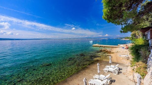 Mediteran Maradiso Hotel by Aminess - Družinsko poletje v Crikvenici, Crikvenica, Hrvaška - 998 EUR - 4x nočitev v dvoposteljni Comfort sobi z balkonom za 2 osebi (1 otrok do 9,99 let brezplačno), Polpenzion (samopostrežna zajtrk in večerja)