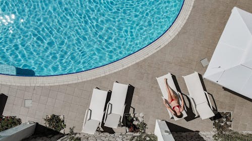 Hotel International - Kratek poletni oddih na Rabu, Rab, Hrvaška - 432 EUR - 3x nočitev v dvoposteljni sobi s pogledom na mesto ali morje (odvisno od razpoložljivosti) za 2 osebi (1 otrok do 6. leta brezplačno), Polpenzion