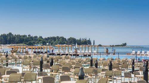 Apartmaji Polynesia Plava Laguna - Konec poletja v Istri s polpenzionom , Umag, Istra, Hrvaška - 335 EUR - 3x nočitev v Studio Economy apartmaju 2+1 park stran za 2 osebi (otrok do 4,99 let brezplačno), Polpenzion (zajtrk in večerja)