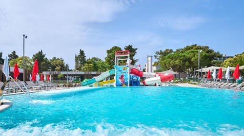 Hotel Umag Plava Laguna - Poletje ob obali, Umag, Istra, Hrvaška - 1341 EUR - 5x nočitev v dvoposteljni Classic sobi z balkonom (pogled park) za 2 osebi, Pijača ob večerji