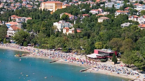 Hotel Vila Ružica - Last minute aktivno poletje v Crikvenici, Crikvenica, Hrvaška - 441 EUR - 3x nočitev v dvoposteljni sobi (stran park) za 2 osebi, Polpenzion