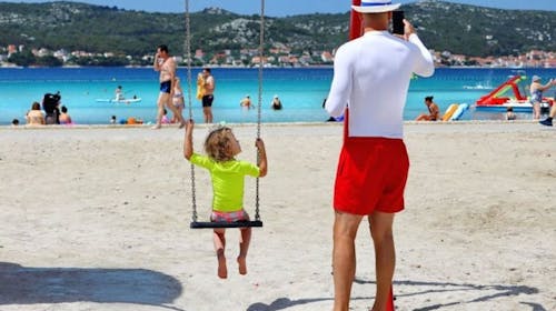 Ilirija Resort - Hotel Kornati - Last minute družinsko poletje v Biogradu s polnim penzionom - Posebna akcija, Biograd na Moru, Dalmacija, Hrvaška - 1039 EUR - 5x nočitev v dvoposteljni Superior sobi za 2 osebi (1 otrok do 12. leta in 1 otrok do 7. leta brezplačno), Polni penzion