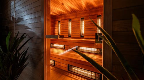 Hotel Zagi - Kratek oddih za pare z uporabo novega wellness centra, Oroslavje, Hrvaška - 199 EUR - 2x nočitev v dvoposteljni Standard sobi za 2 osebi, Polpenzion (samopostrežni zajtrk in večerja)