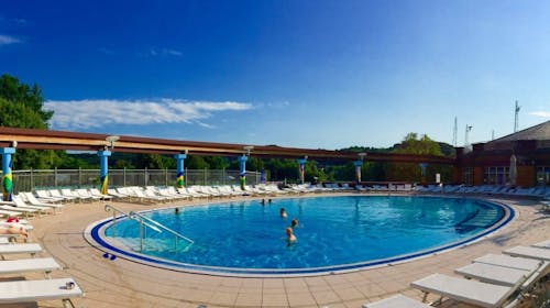 Hotel Zagi & Aqua Vivae - Termalni družinski oddih v Zagorju, Oroslavje, Hrvaška - 450 EUR - 3x nočitev v družinski sobi za 2 osebi (1 otrok do 11,99 let in 2 otroka do 4,99 let brezplačno), Polpenzion (samopostrežni zajtrk in večerja)