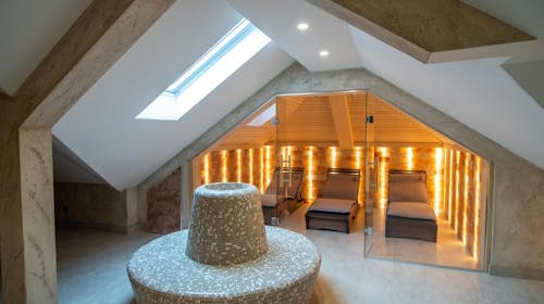 Vila Emilia & Emilia Boutique Rooms - Jesensko-zimski oddih, Vrnjačka Banja, Srbija - 218 EUR - 2x nočitev v sobi v Vila Emilia ali Emilia Boutique Rooms (glede na razpoložljivost) za 2 osebi, Polpenzion