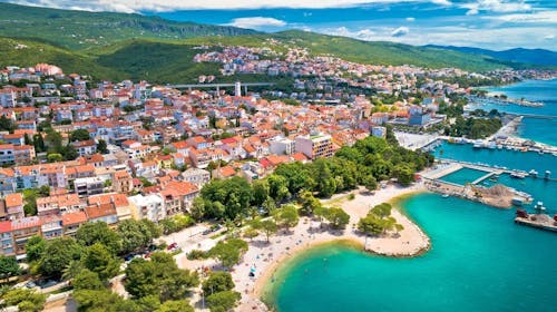 Hotel Omorika Annex - Last minute družinsko poletje s polnim penzionom, Crikvenica, Hrvaška - 1165 EUR - 5x nočitev v dvoposteljni sobi z balkonom na morski strani v annexu za 2 osebi (2 otroka do 11,99 let brezplačno in 1 otrok do 2,99 let brezplačno), Polni penzion