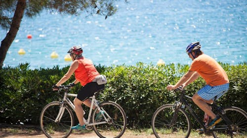Camping Village Poljana - Mobilna hiška - Last minute oddih na Malem Lošinju, Mali Lošinj, Hrvaška - 948 EUR - 7x nočitev v mobilni hiški Bellavista za 4 osebe (1 otrok do 11,99 let brezplačno), Uporaba elektrike, plina in vode