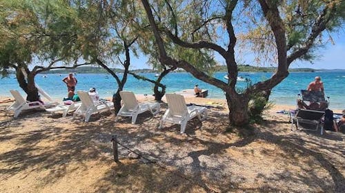 Apartmaji Mateo - Poletje v Vodicah, Vodice, Dalmacija, Hrvaška - 424 EUR - 7x nočitev v Rdečem apartmaju za 2 osebi, Uporaba klime