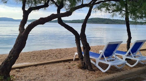 Apartmaji Mateo - Poletje v Vodicah, Vodice, Dalmacija, Hrvaška - 311 EUR - 3x nočitev v Modrem apartmaju (2+2) za 4 osebe, Uporaba klime