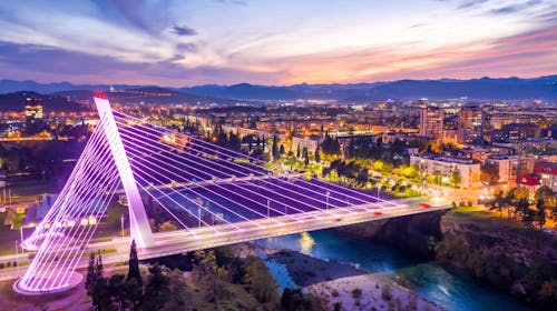 Hotel Carine Centar - Popoln oddih v središču Podgorice, Podgorica, Črna gora - 221 EUR - 2x nočitev v dvoposteljni standard sobi za 2 osebi (1 otrok do 6,99 let brezplačno), Zajtrk