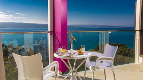 Hotel Crikvenica - Poletje v Crikvenici, Crikvenica, Hrvaška - 599 EUR - 3x nočitev v dvoposteljni Superior sobi z balkonom za 2 osebi, Polpenzion