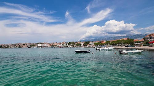 Peris Resort apartments - Konec poletja na Pagu - Dvosobni apartma, Novalja, Pag, Dalmacija, Hrvaška - 755 EUR - 5x nočitev v dvosobnem apartmaju (3+2) za 5 oseb, Uporaba zunanjega bazena