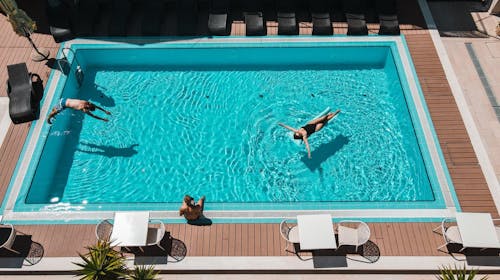 Hotel Borovnik - Družinske poletne počitnice v Dalmaciji - Superior družinska soba, Tisno, otok Murter, Dalmacija, Hrvaška - 1645 EUR - 7x nočitev v Superior družinski sobi za 2 osebi (1 otrok do 11,99 let, 1 otrok do 6,99 let in 1 otrok do 1,99 let brezplačno), Polpenzion