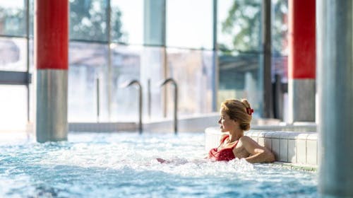Hotel Radin - Poletni oddih v Radencih v dvoje med tednom , Radenci, Slovenija - 258 EUR - 2x nočitev v Standard dvoposteljni sobi za 2 osebi, Polpenzion (samopostrežni zajtrk in večerja)