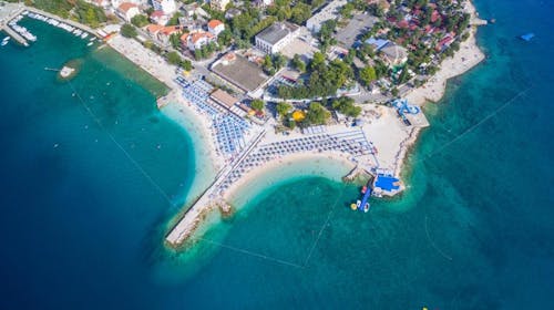 Apartmaji Cindrić - Družinski poletni oddih ob obali, Selce, Hrvaška - 550 EUR - 4x nočitev v apartmaju za 3 osebe, Turustična taksa