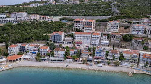 Hotel Adria - Poletni oddih v Neumu, Neum, Bosna in Hercegovina - 383,50 EUR - 3x nočitev v dvoposteljni sobi za 2 osebi (otrok do 7. leta brezplačno), Polpenzion