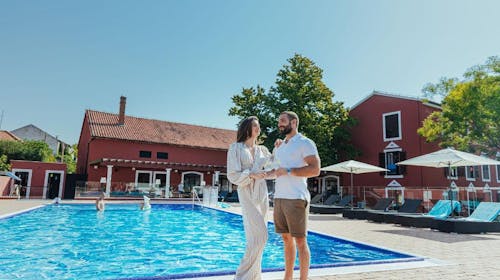 Ilirija Resort - Hotel Villa Donat - Ultra last minute akcija s polnim penzionom, Sv. Filip Jakov, Dalmacija, Hrvaška - 155 EUR - 1x nočitev v dvoposteljni Comfort sobi za 2 osebi (1 otrok do 7. leta in 1 otrok do 12. leta brezplačno), Polni penzion