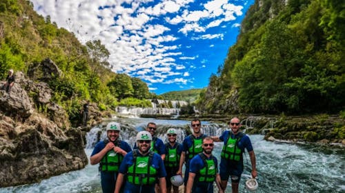 UNA UNIQUE Rafting - Nepozaben oddih na reki Uni, Bihać, Bosna in Hercegovina - 72 EUR - 1x nočitev v vili z bazenom za 1 osebo (otroci do 6. leta brezplačno), Zajtrk