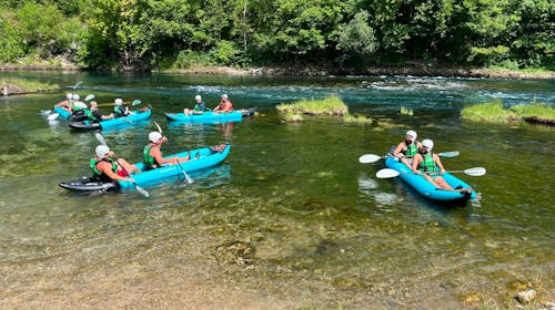 UNA UNIQUE Rafting - Nepozaben oddih na reki Uni, Bihać, Bosna in Hercegovina - 47 EUR - Rafting na reki Uni (rajska ruta: Kostela – Grmuša) za 1 osebo (otroci do 6. leta brezplačno), Profesionalni skiper in kompletna oprema za rafting