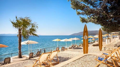 Valamar Sanfior Hotel - Poletna sprostitev za pare ob morju v očarljivem Rabcu, Rabac, Istra, Hrvaška - 499 EUR - 2x nočitev v sobi „Room for 2“ za 2 osebi, Polpenzion z vključeno brezalkoholno negazirano pijačo iz avtomata ob obrokih