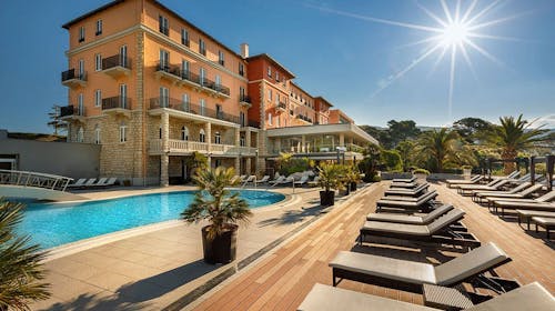 Imperial Heritage Hotel, Valamar Collection - Vrhunski oddih na Rabu za pare, Rab, Hrvaška - 541 EUR - 2x nočitev v sobi "Room for 2" morska stran za 2 osebi, Polpenzion