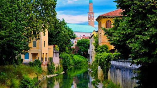 Vicenza - Sejem ročnih del, Vicenza, Italija - 49,90 EUR - Prevoz s turističnim avtobusom na navedeni relaciji za 1 osebo, Zunanji ogledi po programu