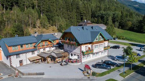 Hotel Gell - Popoln wellness oddih v regiji Lungau, Tweng bei Obertauern, Avstrija - 271 EUR - 2x nočitev v dvoposteljni Standard sobi za 2 osebi, Polpenzion