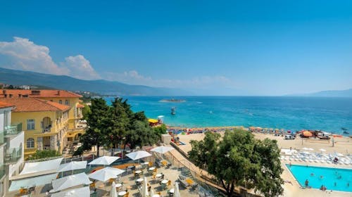 Aminess Vival Lišanj Family Hotel - Last minute all inclusive light družinski oddih - Posebna ponudba, Novi Vinodolski, Hrvaška - 750 EUR - 3x nočitev v dvoposteljni Standard sobi za 2 osebi (1 otrok do 14,99 let brezplačno), All inclusive light