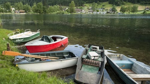 Hotel Villa Huber - Družinski miren oddih obdan z alpsko naravo in jezeri, Afritz, Avstrija - 900 EUR - 4x nočitev v družinski sobi za 4 osebe, Samopostrežni zajtrk