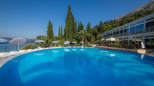 Orsan Maradiso Hotel by Aminess - All inclusive light poletje za pare v Orebiću, Orebić, Dalmacija, Hrvaška - 1275 EUR - 5x nočitev v dvoposteljni Comfort sobi z balkonom (pogled na morje) za 2 osebi, All inclusive light