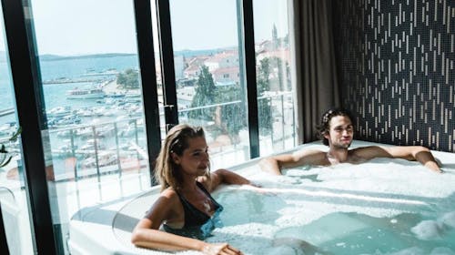 Ilirija Resort - Hotel Kornati - VIP Premium avgustovsko poletje s polnim penzionom v Biogradu, Biograd na Moru, Dalmacija, Hrvaška - 1509 EUR - 7x nočitev v Premium Club sobi za 2 osebi (1 otrok do 12. leta in 1 otrok do 7. leta brezplačno), Polni penzion