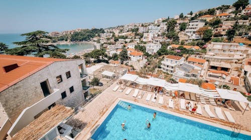 The New Hotel Mediteran – Villa Edition - Oddih v novoodprtem hotelu v Ulcinju, Ulcinj, Črna gora - 106 EUR - 2x nočitev v dvoposteljni Superior sobi za 2 osebi, Zajtrk