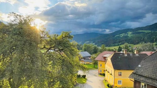 Hotel Pruggererhof - Poletni oddih v Avstriji, Michaelerberg-Pruggern, Avstrija - 364 EUR - 3x nočitev v dvoposteljni Standard sobi za 2 osebi, Samopostrežni zajtrk