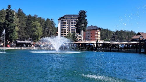 Anika Lake View Zlatibor - Oddih v središču Zlatiborja , Zlatibor, Srbija - 145 EUR - 3x nočitev v apartmaju z eno spalnico za 4 osebe, Uporabo inventarja