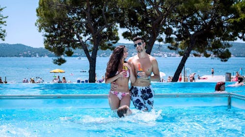 Ilirija Resort - Hotel Ilirija - Kratki poletni oddih s polnim penzionom v Biogradu, Biograd na Moru, Dalmacija, Hrvaška - 569 EUR - 3x nočitev v dvoposteljni Comfort sobi za 2 osebi (1 otrok do 12. leta in 1 otrok do 7. leta brezplačno), Polni penzion