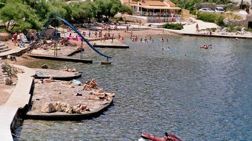 Aparthotel Tamarix - Poletje v pravljičnem zalivu za 4 osebe - Dvoetažni apartma, Vinjerac, Hrvaška - 370 EUR - 2x nočitev v luksuznem dvoetažnem apartmaju za 4 osebe, Uporaba posteljnine in brisač