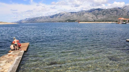 Aparthotel Tamarix - Poletje v pravljičnem zalivu za 4 osebe - Dvoetažni apartma, Vinjerac, Hrvaška - 860 EUR - 5x nočitev v luksuznem dvoetažnem apartmaju za 4 osebe, Uporaba posteljnine in brisač