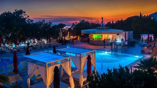 La Luna Island Hotel - Družinski poletni all inclusive oddih na Pagu - Posebna akcija, Lun, otok Pag, Hrvaška - 812 EUR - 3x nočitev v dvoposteljni Standard sobi z dodatnim ležiščem za 2 osebi (1 otrok do 11,99 let in 2. otrok do 2,99 let brezplačno), All inclusive